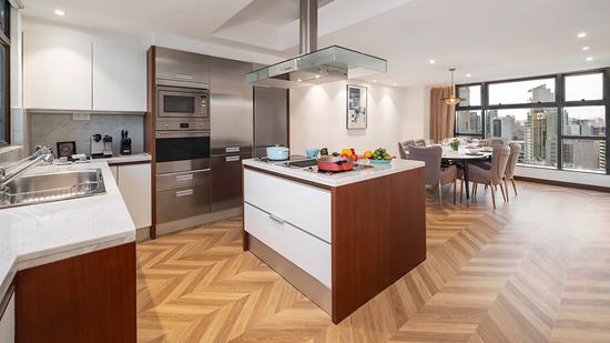 Two Bedroom Premier - Kitchen
